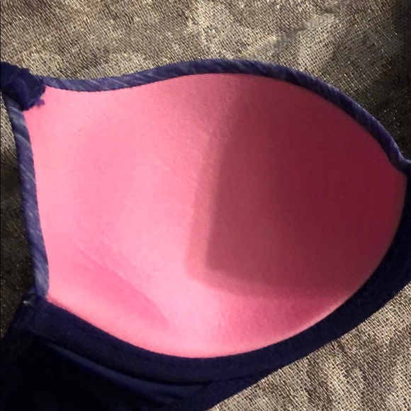 Pink tee shirt bra 32A perfect with light padding - Picture 7 of 7